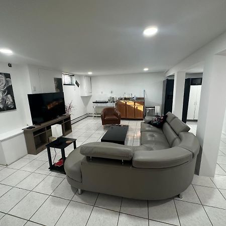 Cozy Spacious Guest Suite Englewood Esterno foto