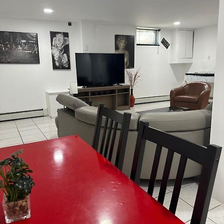Cozy Spacious Guest Suite Englewood Esterno foto