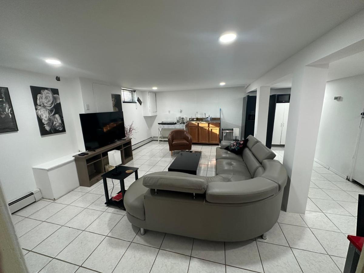 Cozy Spacious Guest Suite Englewood Esterno foto
